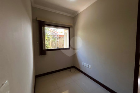 Casa à venda com 1 quarto, sendo 3 suítes,  em Outerio da Glória, Porto Seguro, BA