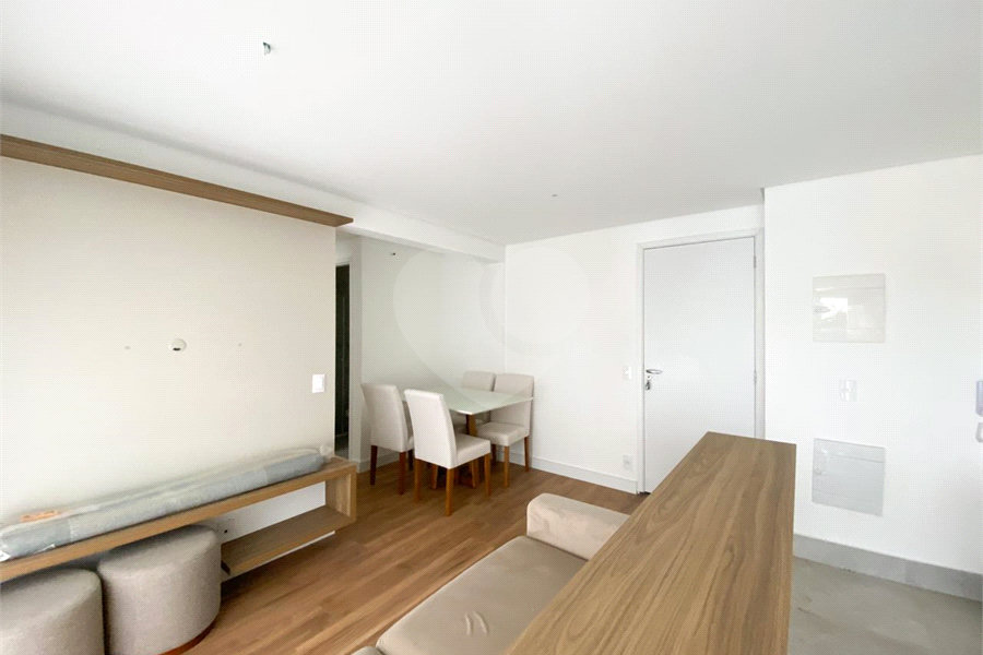 Apartamento à venda com 2 quartos, sendo 1 suíte, em Parada Inglesa, São Paulo, SP