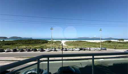 Apartamento à venda com 2 quartos, sendo 1 suíte,  em Vila Nova, Cabo Frio, RJ