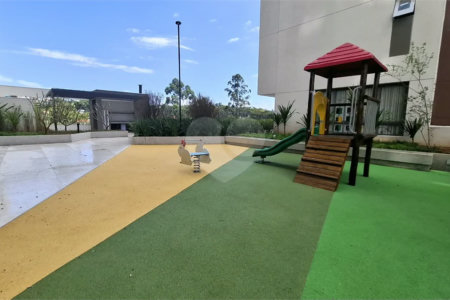 Apartamento à venda com 3 suítes em Vila Pirajussara, São Paulo, SP