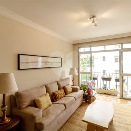 Apartamento à venda com 3 quartos, sendo 2 suítes, em Alto da Boa Vista, São Paulo, SP