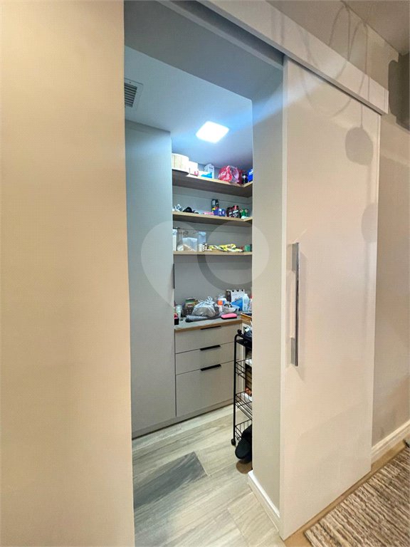 Apartamento à venda com 3 quartos, sendo 1 suíte, em Indianópolis, São Paulo, SP