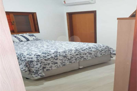 Casa à venda com 5 quartos, sendo 3 suítes, no condomínio Residencial Vale das Laranjeiras, Indaiatuba - SP