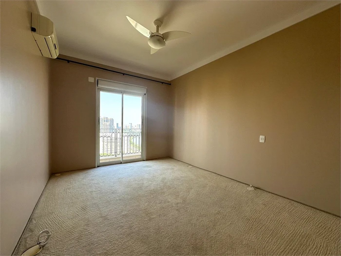 Apartamento para alugar com 4 suítes em Jardim Fonte do Morumbi, São Paulo, SP