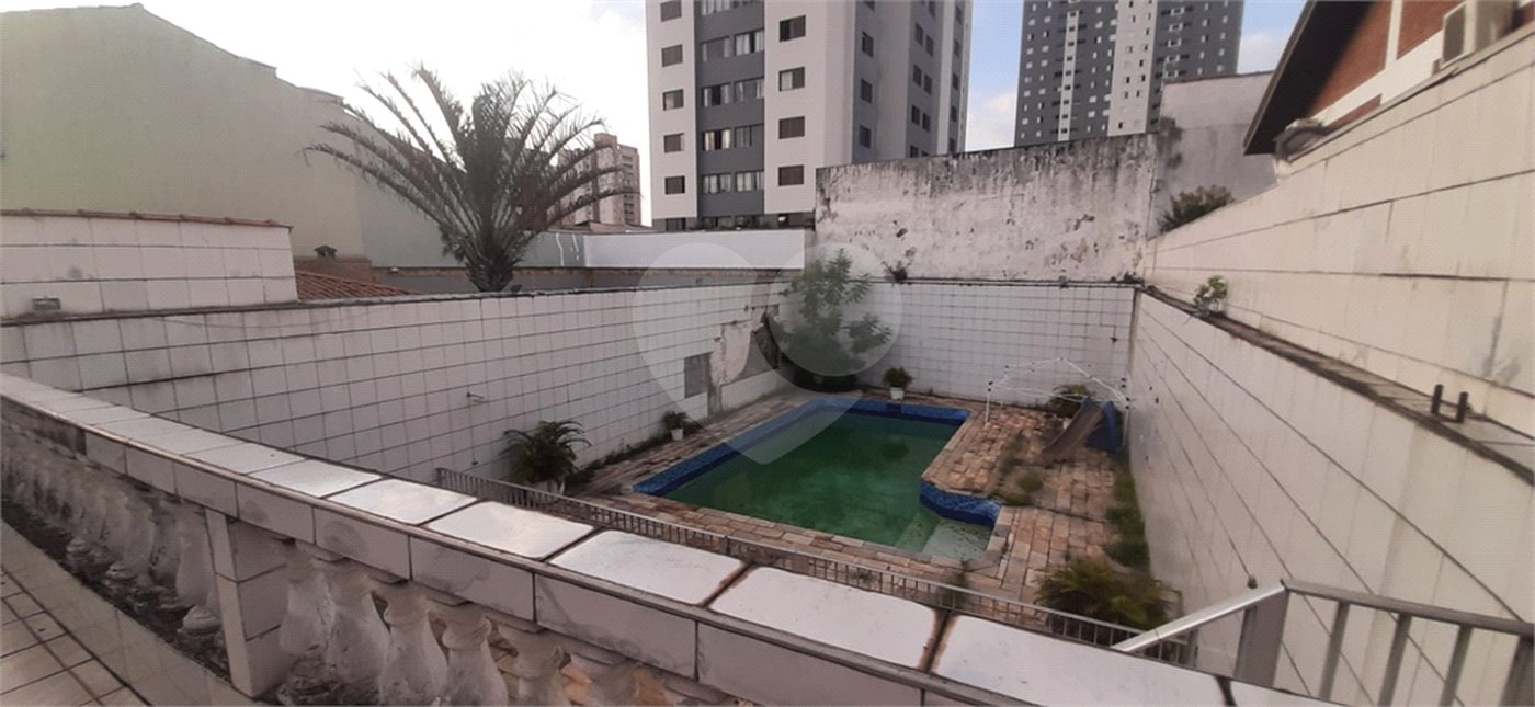 Sobrado à venda com 5 quartos, sendo 1 suíte,  em Vila Rosália, Guarulhos, SP