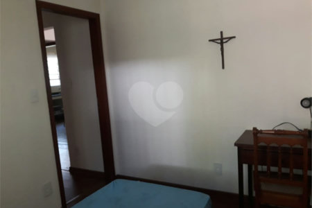 Chácara à venda com 3 quartos, sendo 2 suítes,  no Centro (canguera), São Roque, SP