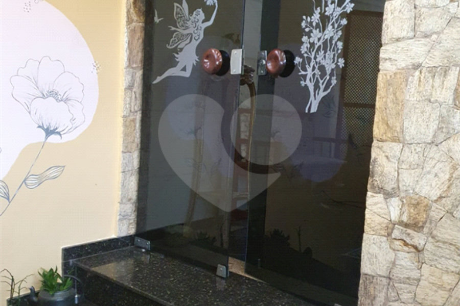Sobrado à venda com 3 quartos, sendo 1 suíte, em Tremembé, São Paulo, SP
