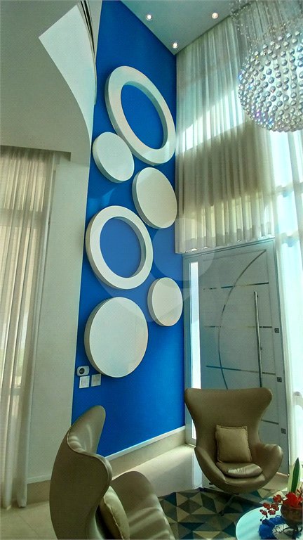 Casa à venda com 3 suítes no condomínio Figueira Garden, Atibaia - SP