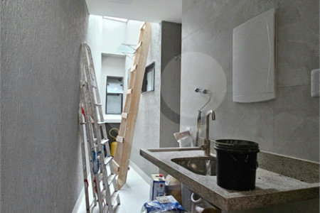 Casa à venda com 3 quartos, sendo 1 suíte, no condomínio Grand Park, Rio de Janeiro - RJ