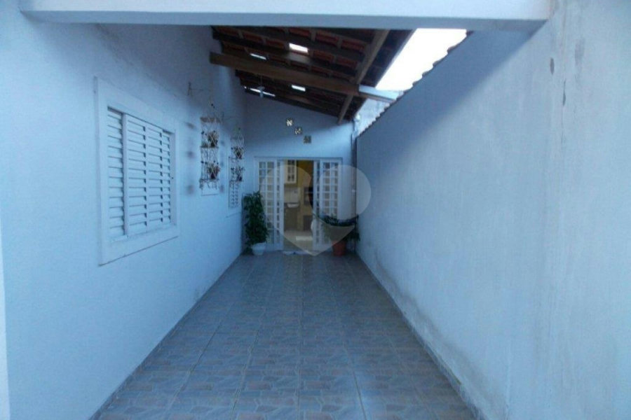 Casa Térrea à venda com 3 quartos, sendo 1 suíte, em Loteamento Bosque dos Guanandis, Caraguatatuba, SP
