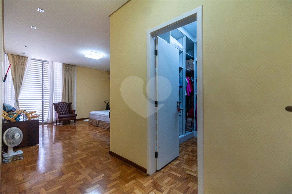 Apartamento à venda ou para alugar com 4 quartos, sendo 1 suíte,  em Jardim América, São Paulo, SP