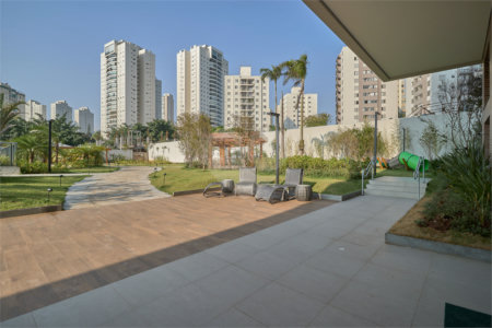 Apartamento à venda com 3 suítes em Jardim Marajoara, São Paulo, SP