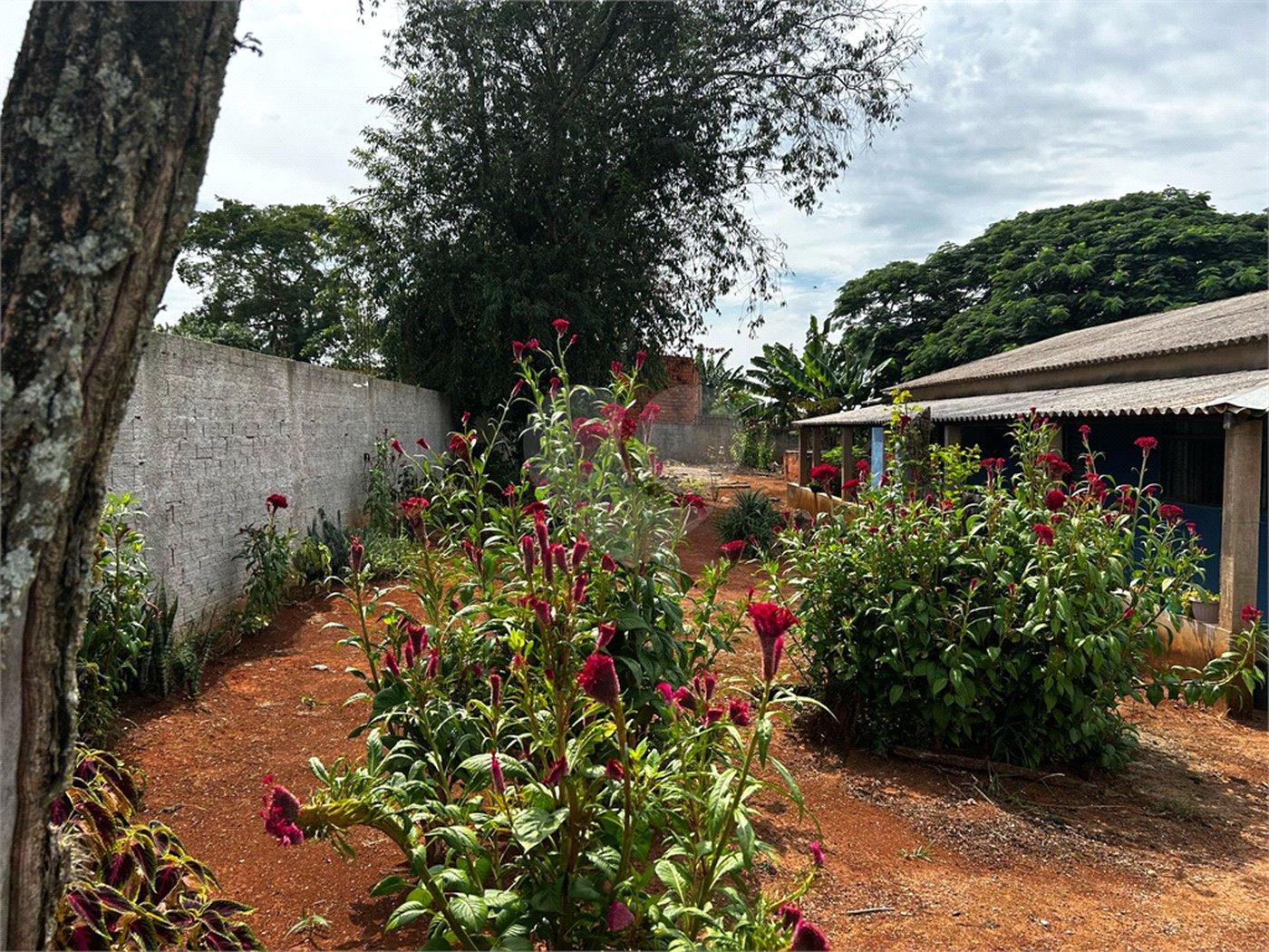 Casa à venda com 3 quartos, sendo 2 suítes, em Vila Mazzei, Itapetininga, SP