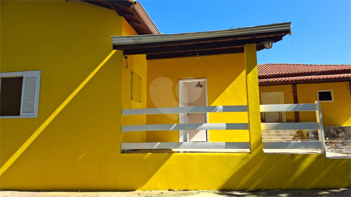 Chácara à venda com 3 suítes em Vila Xisto, São Miguel Arcanjo, SP