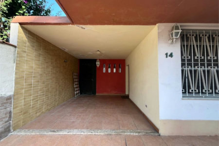 Casa com 5 dormitórios para alugar, 250 m² por R$ 10.630,00 - Ponta da Praia - Santos/SP