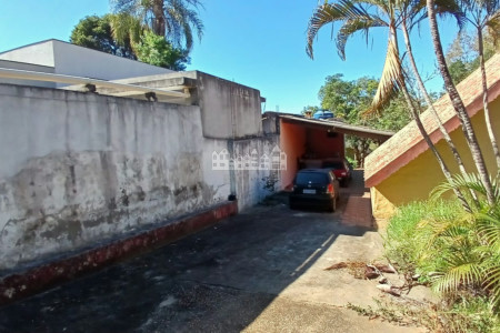 Chácara à venda com 3 quartos, sendo 1 suíte,  em Vila Dom Pedro, Atibaia, SP