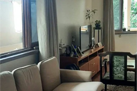 Sobrado à venda com 8 quartos em Jardim São Luís, São Paulo, SP