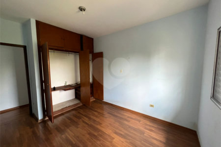 Casa à venda com 3 quartos, sendo 1 suíte, em Vila Aurora, Indaiatuba, SP