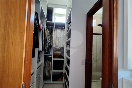 Casa à venda com 3 quartos, sendo 1 suíte, em Pinheirinho, Vinhedo, SP