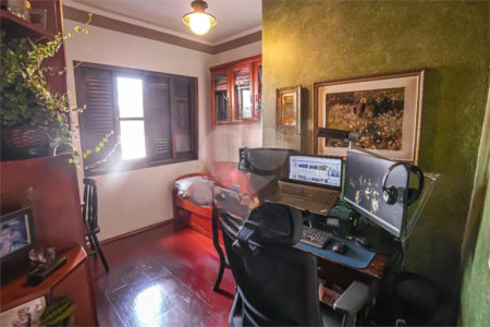 Sobrado à venda com 3 quartos, sendo 1 suíte,  em Vila Santo Estéfano, São Paulo, SP