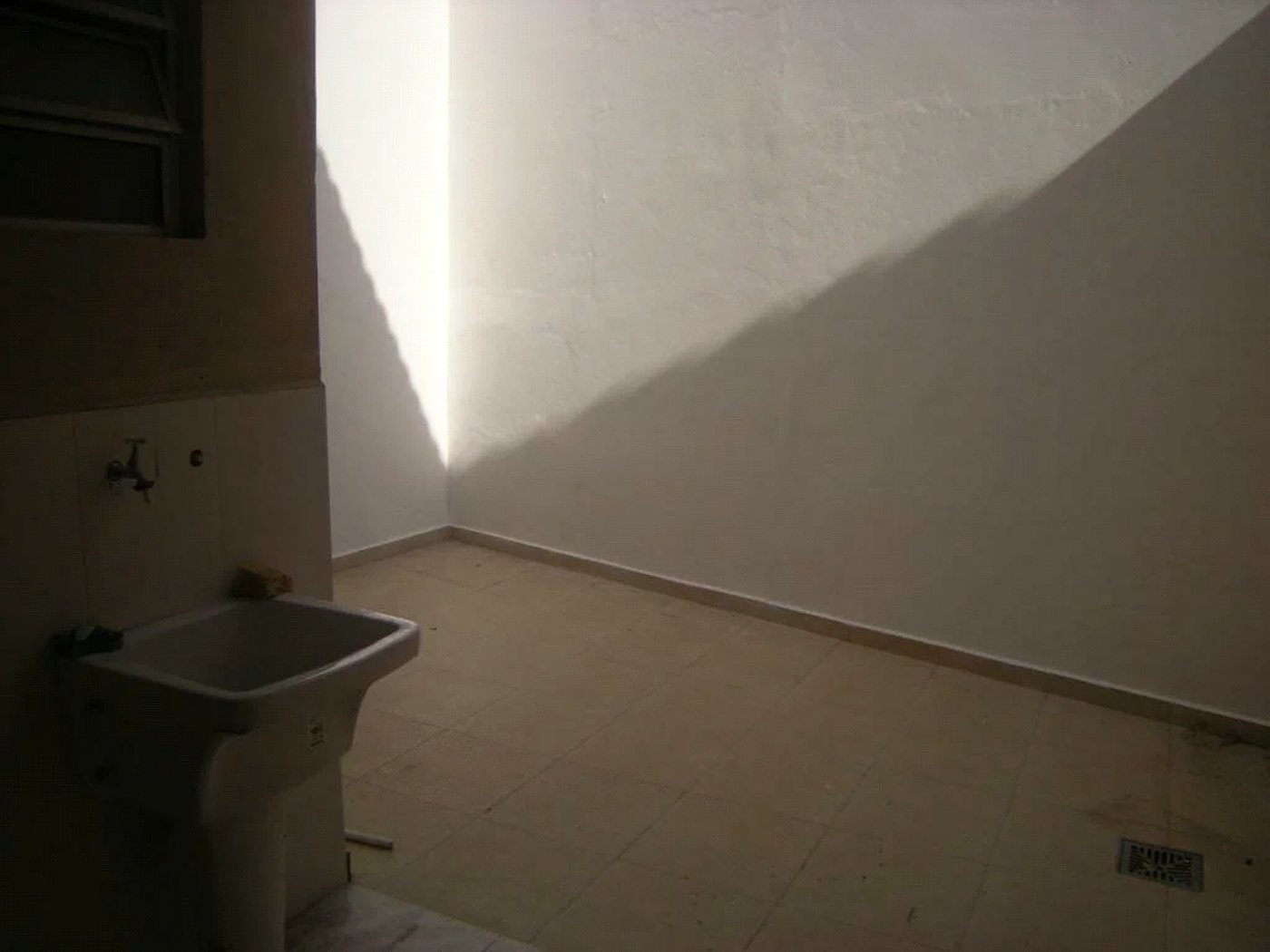 Casa à venda com 2 suítes em Jardim Odete, São Paulo, SP