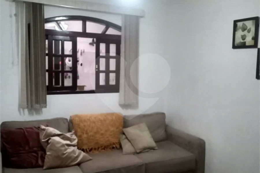 Casa à venda com 3 quartos, sendo 1 suíte,  em Vila Guilherme, São Paulo, SP