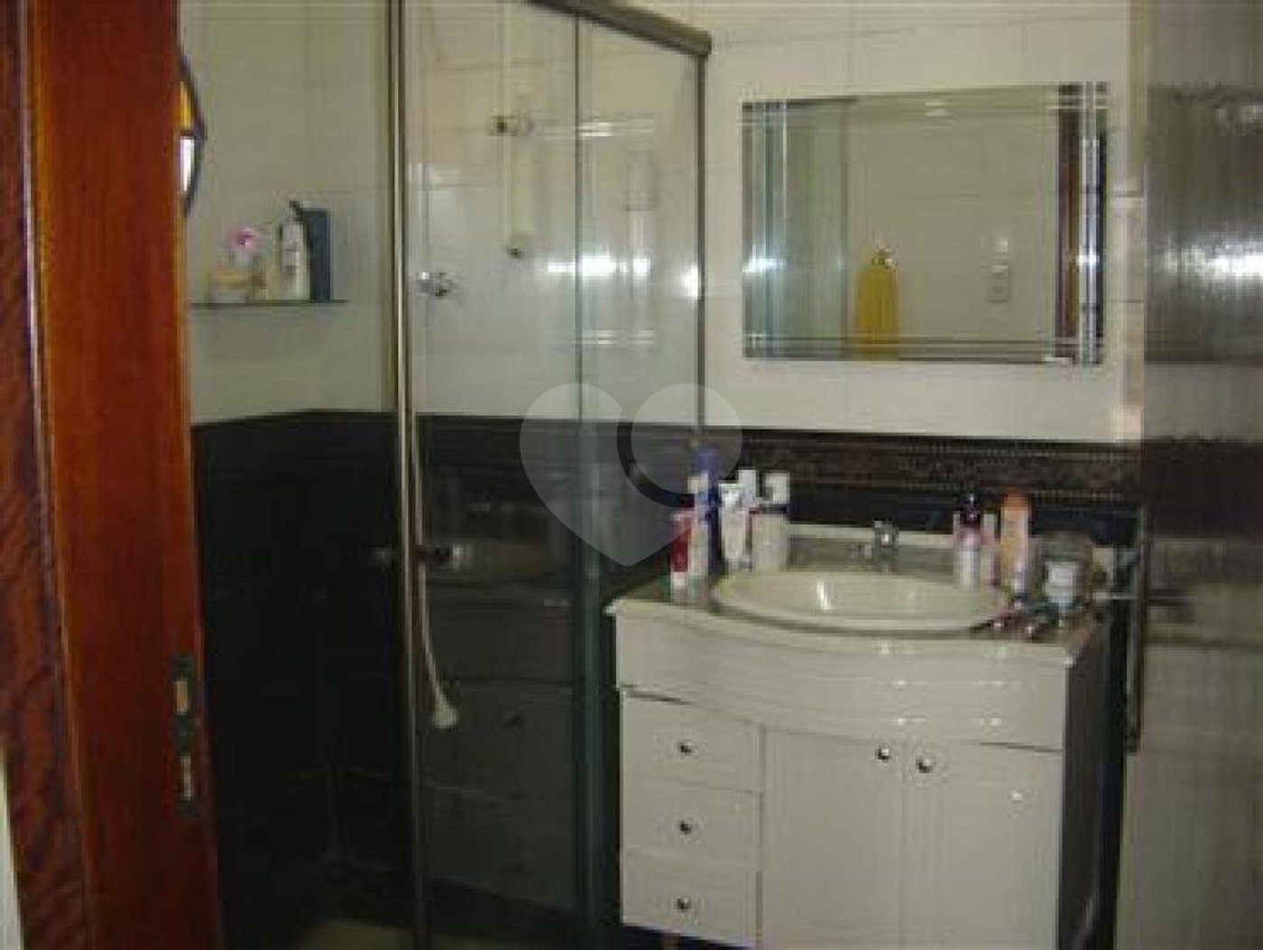 Sobrado à venda com 5 quartos, sendo 1 suíte, em Vila Nova Cachoeirinha, São Paulo, SP