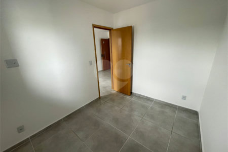 Apartamento à venda com 2 quartos em Vila Guilhermina, São Paulo, SP