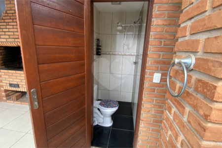 Casa para alugar com 2 quartos, sendo 1 suíte,  em Vila Carolina, Itapetininga, SP