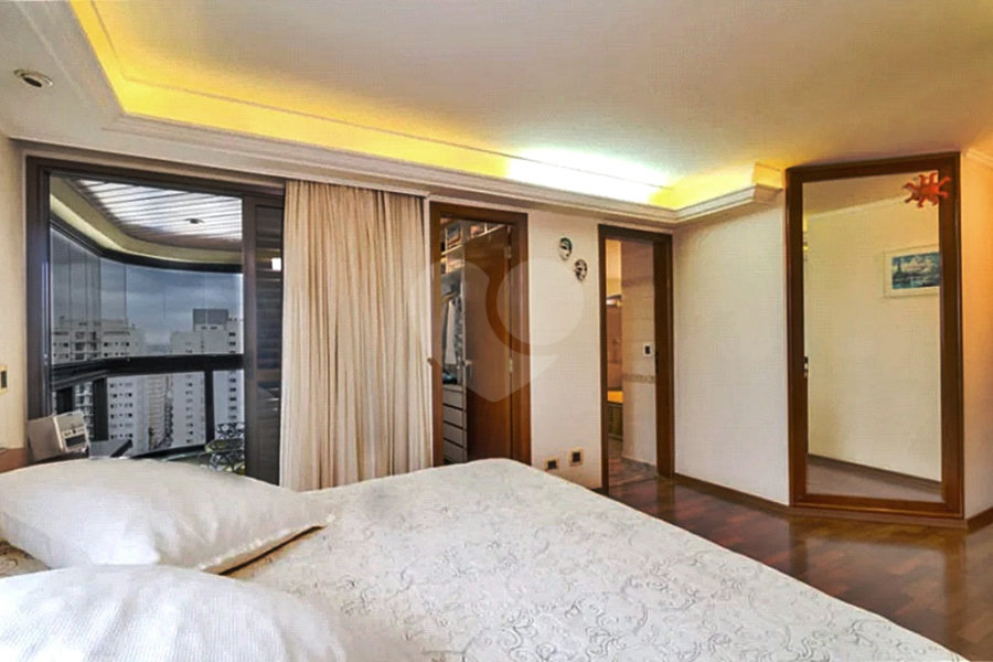 Apartamento à venda com 4 quartos, sendo 3 suítes, em Santana, São Paulo, SP