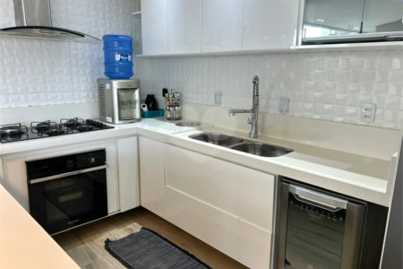 Casa à venda com 3 suítes no condomínio Terras de Lucas, Sorocaba - SP