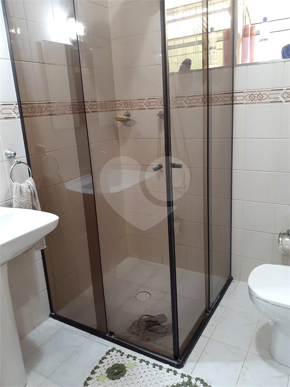 Sobrado à venda com 4 quartos em Vila Correa, Ferraz de Vasconcelos, SP