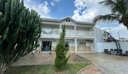 Chácara à venda com 4 quartos, sendo 3 suítes,  em Colinas de Indaiatuba, Indaiatuba, SP