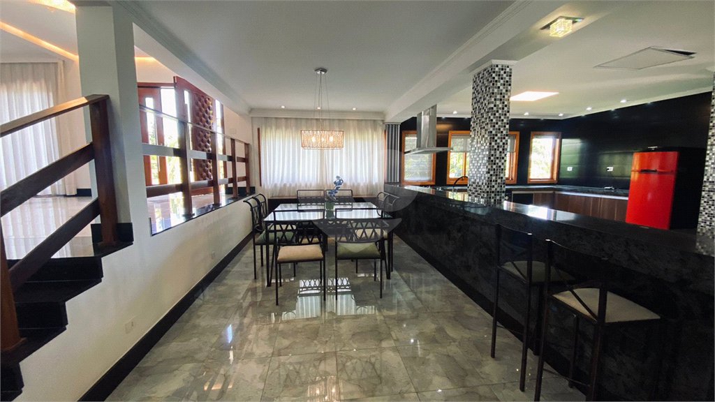 Casa à venda com 5 suítes no condomínio Suíça da Cantareira, Mairiporã - SP