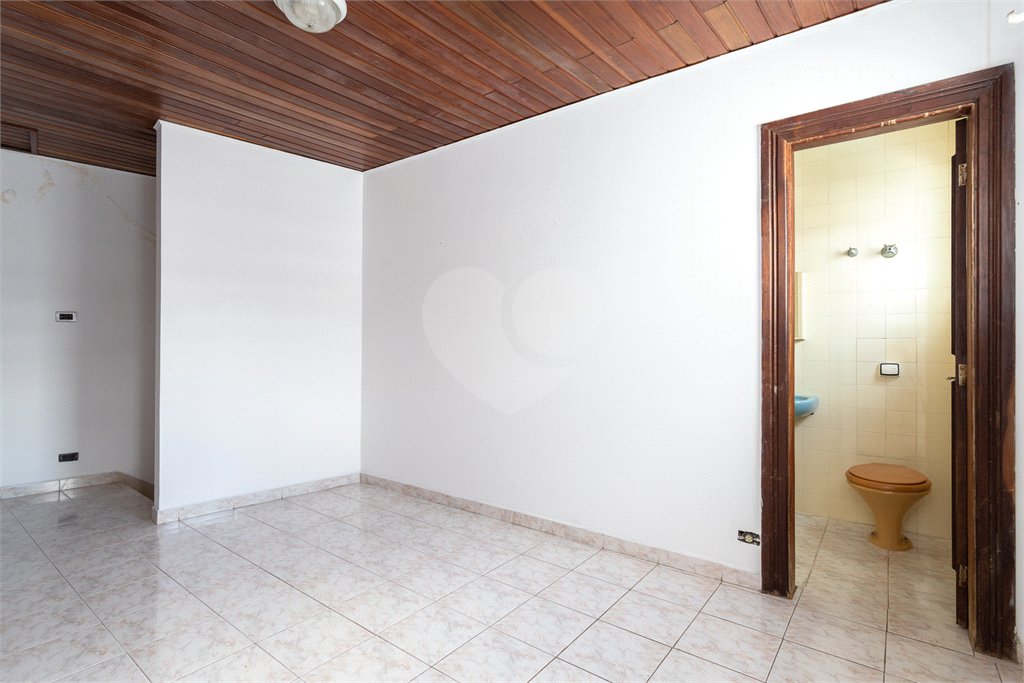 Casa à venda com 4 quartos, sendo 3 suítes, em Vila Mariana, São Paulo, SP