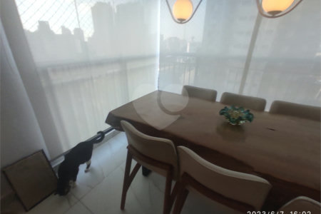 Apartamento à venda com 2 quartos, sendo 1 suíte, em Vila Santa Catarina, São Paulo, SP