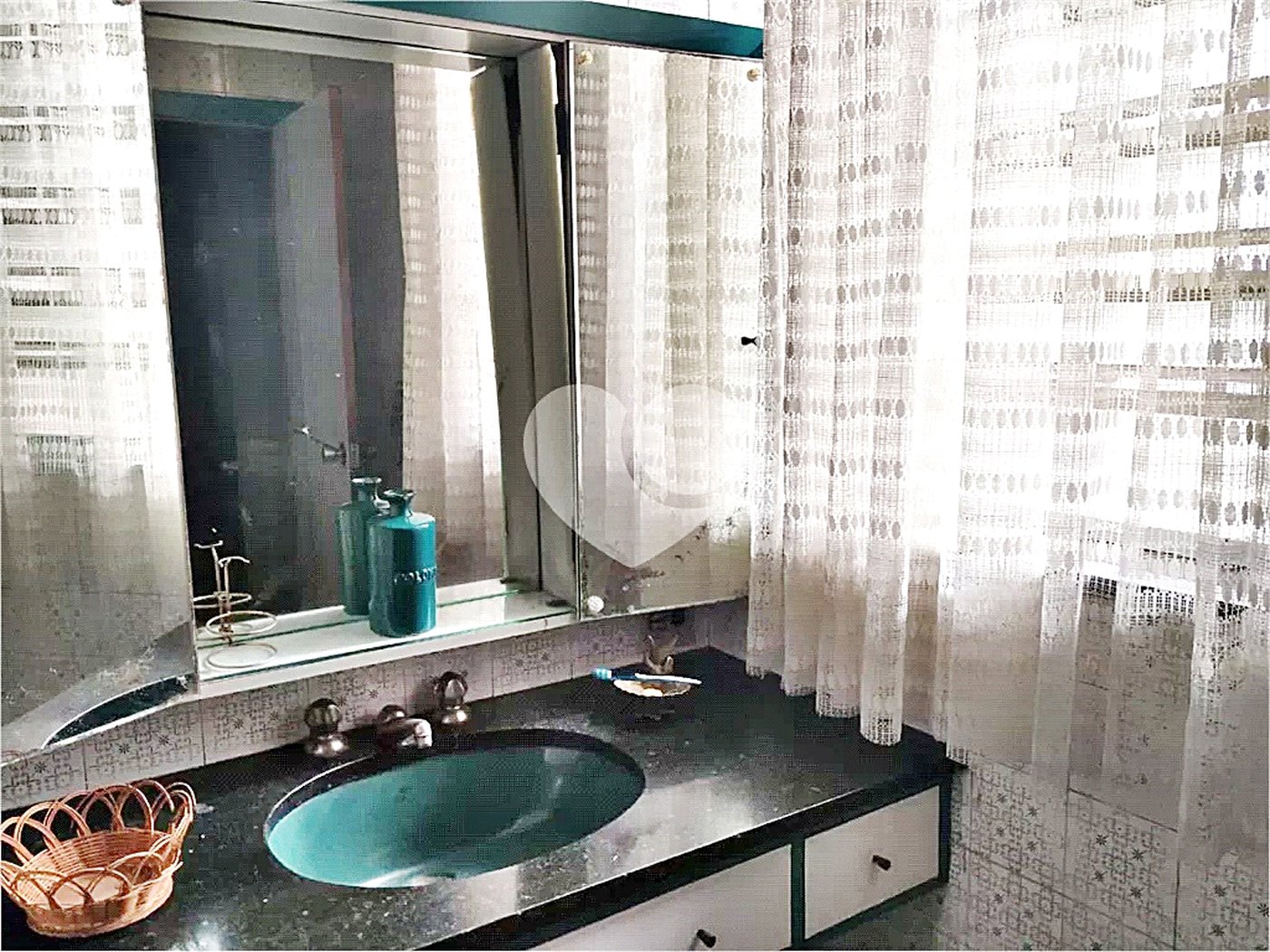 Casa à venda com 4 quartos, sendo 3 suítes, em Santana, São Paulo, SP