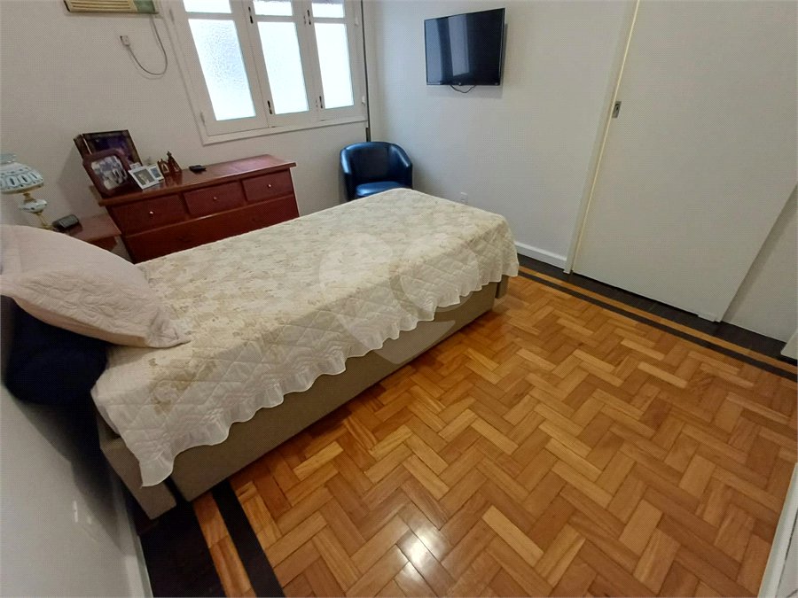 Apartamento à venda com 3 quartos, sendo 1 suíte, em Copacabana, Rio de Janeiro, RJ