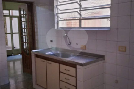 Sobrado à venda com 3 quartos em Santana, São Paulo, SP