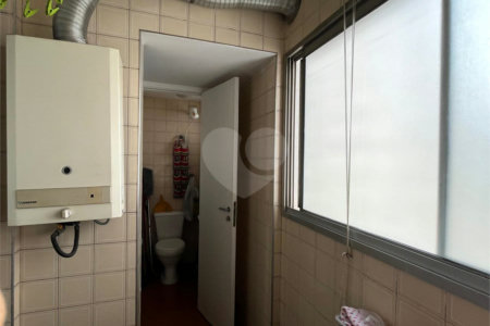 Apartamento à venda com 3 quartos, sendo 1 suíte, em Jardim Paulista, São Paulo, SP