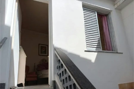 Casa à venda com 4 quartos, sendo 3 suítes, em Cambuci, São Paulo, SP