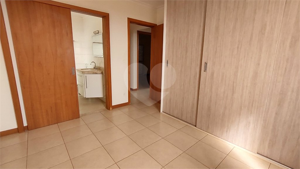 Apartamento à venda com 3 quartos, sendo 1 suíte, no Centro, Araraquara, SP