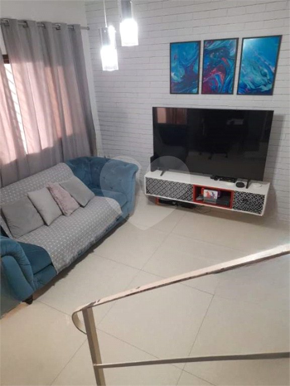 Sobrado à venda com 2 quartos em Chora Menino, São Paulo, SP
