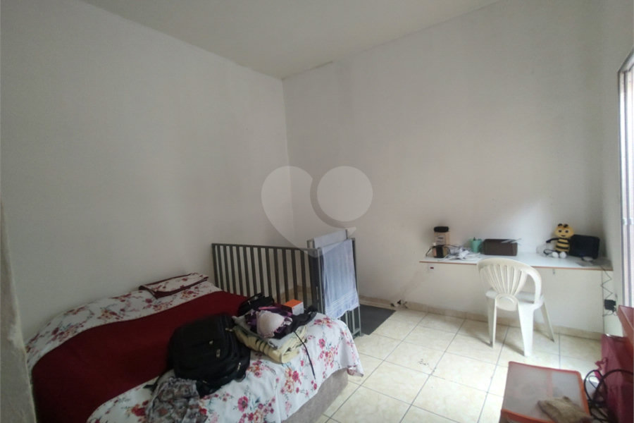 Sobrado à venda com 3 quartos no Brasilândia, São Paulo, SP
