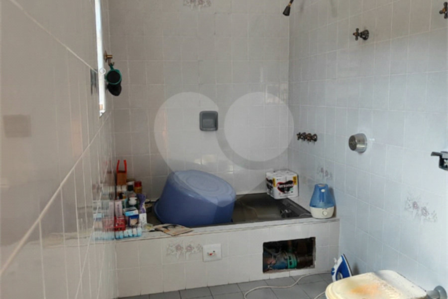 Sobrado à venda com 3 quartos, sendo 1 suíte,  em Parque Naçoes Unidas, São Paulo, SP