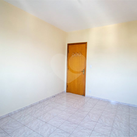 Apartamento à venda com 2 quartos no Centro, São Roque, SP