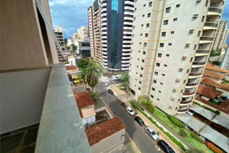 Apartamento à venda com 2 quartos, sendo 1 suíte, no Centro, Ribeirão Preto, SP