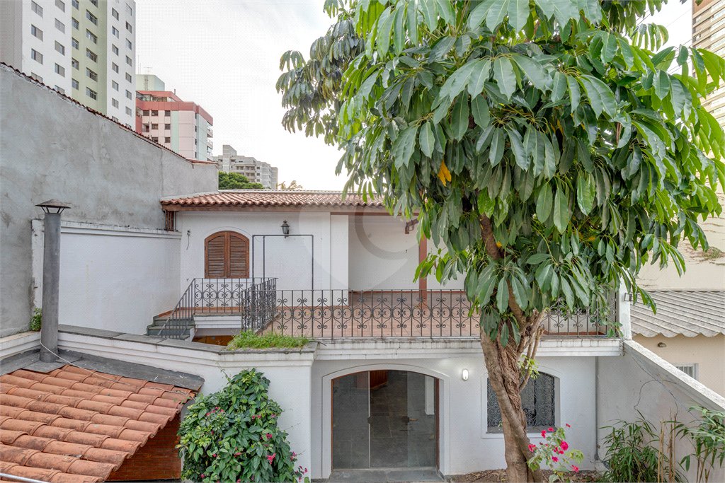 Sobrado à venda com 4 quartos, sendo 2 suítes, em Brooklin, São Paulo, SP