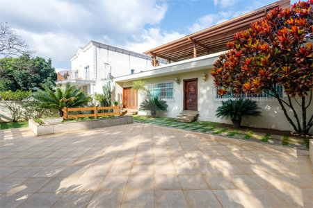 Casa à venda com 5 quartos, sendo 3 suítes, em Lapa, São Paulo, SP