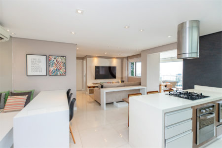 Apartamento à venda com 2 quartos, sendo 1 suíte, em Santo Amaro, São Paulo, SP